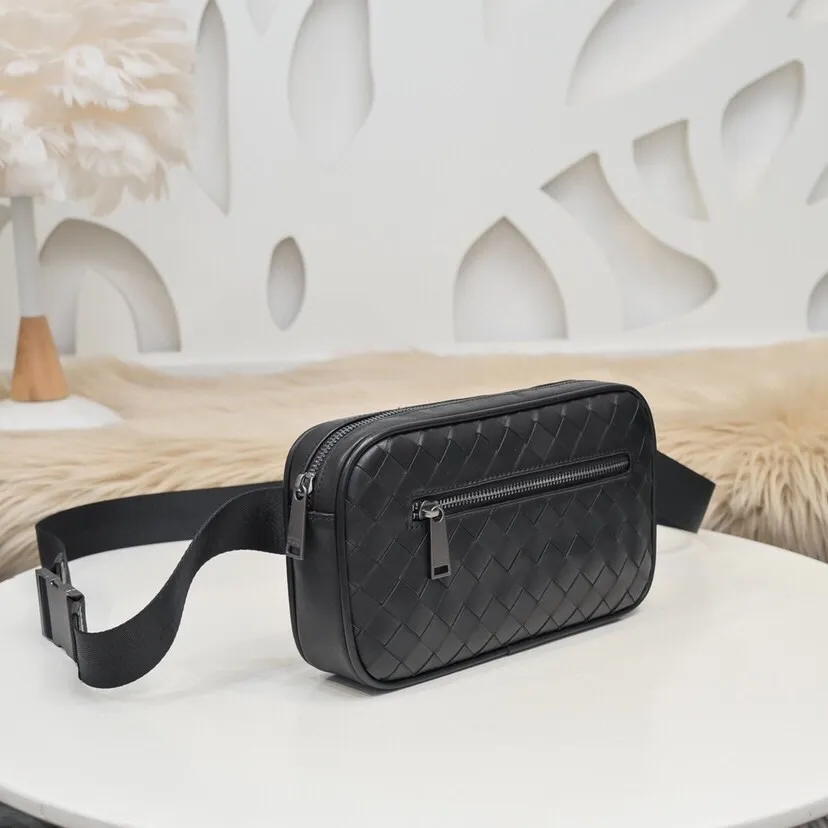 All categories 💚 Top version men’s bags 💚 BV 2024 new BV chest bag